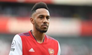 แทงบอลต่ำ-สูง