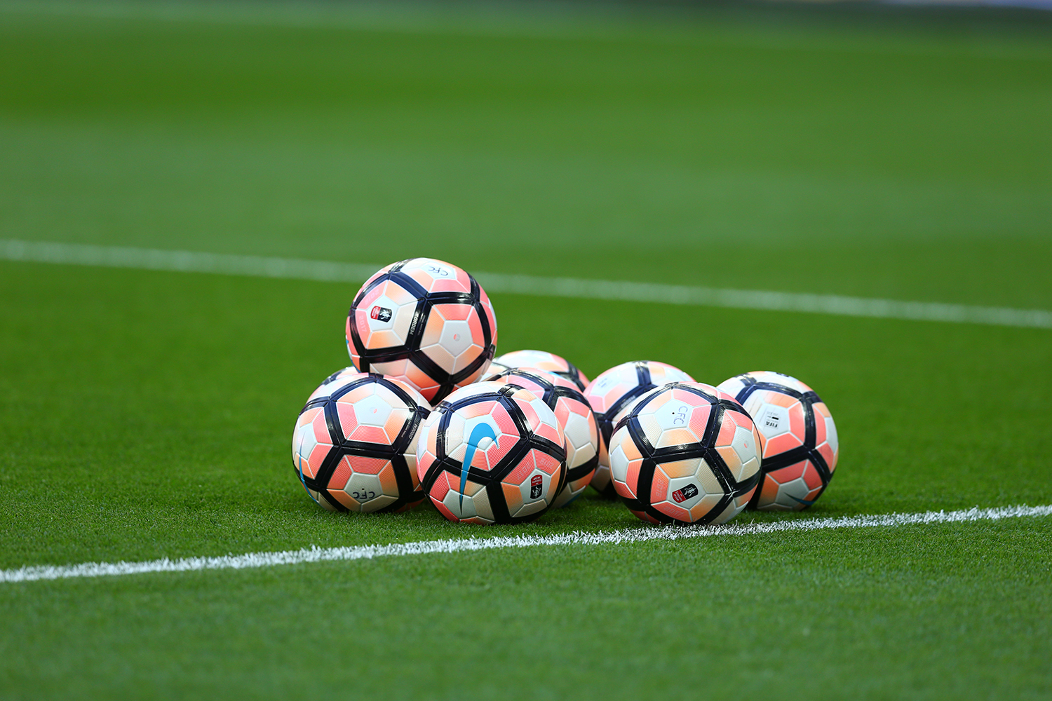 เล่นบอล แบบนักลงทุน อย่างน้อยที่นักพนันสามารถลงทุนนั้นจะน้อย เล่นบอล แบบนักลงทุน